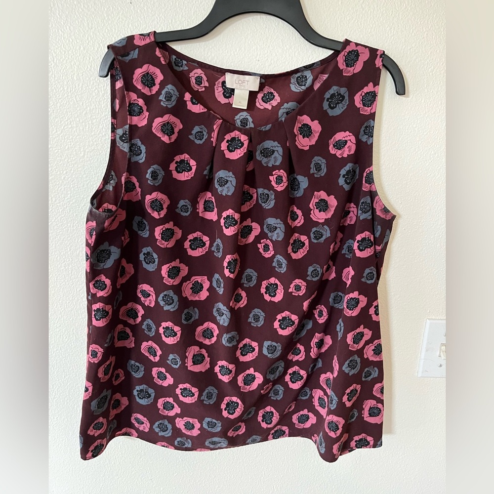 Loft XL sleeveless top